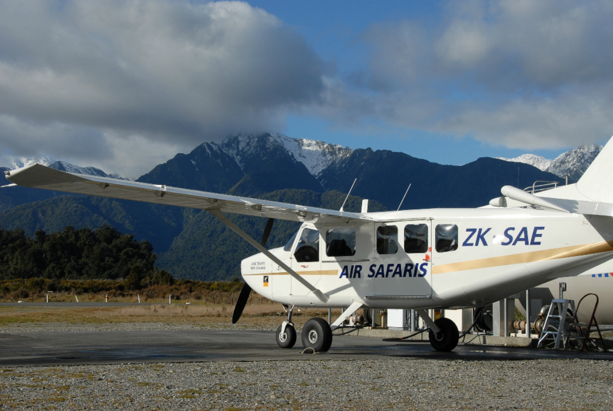 Grand Traverse Scenic Flight of Mt Cook and Glaciers - Franz Josef